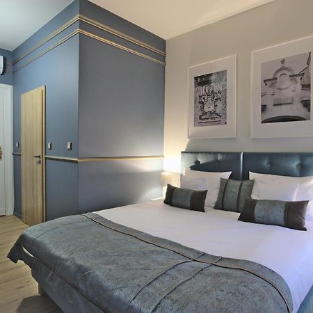 Hotel I Restauracja Na Skarpie Zabkowice Slaskie Luaran gambar