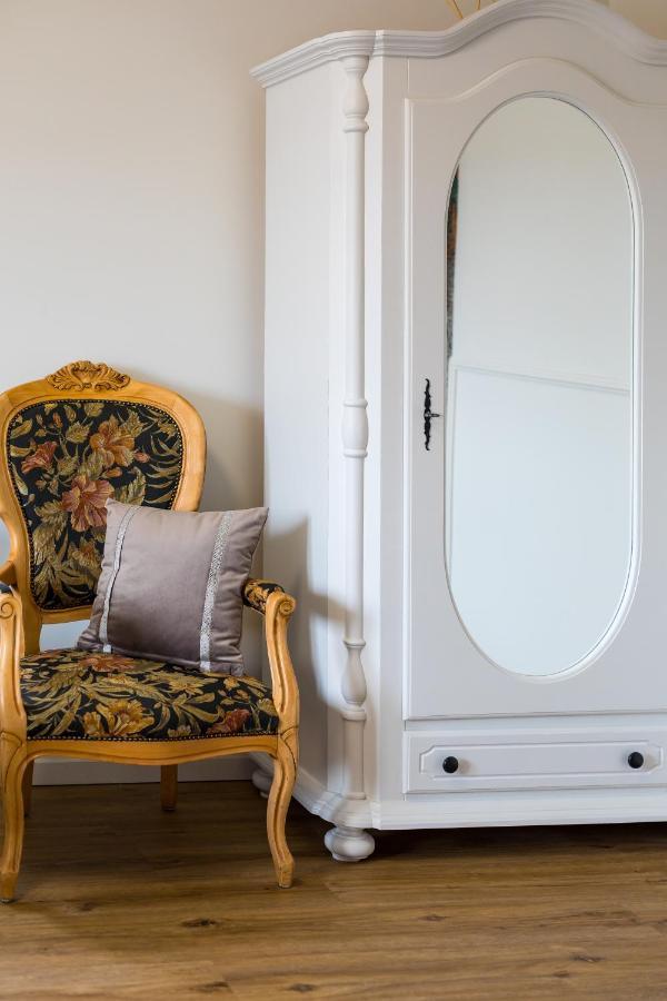 Hotel I Restauracja Na Skarpie Zabkowice Slaskie Luaran gambar