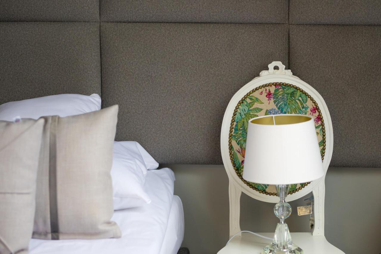 Hotel I Restauracja Na Skarpie Zabkowice Slaskie Luaran gambar