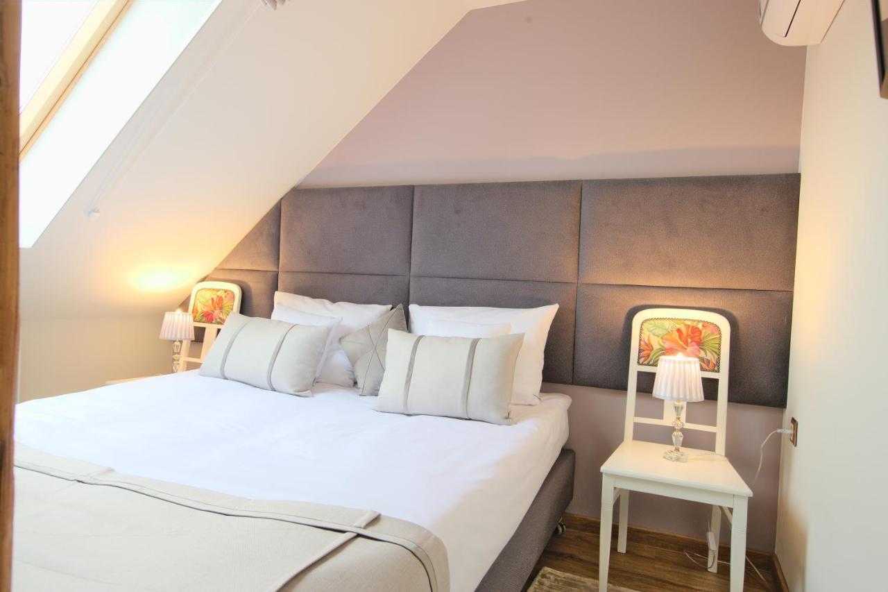 Hotel I Restauracja Na Skarpie Zabkowice Slaskie Luaran gambar